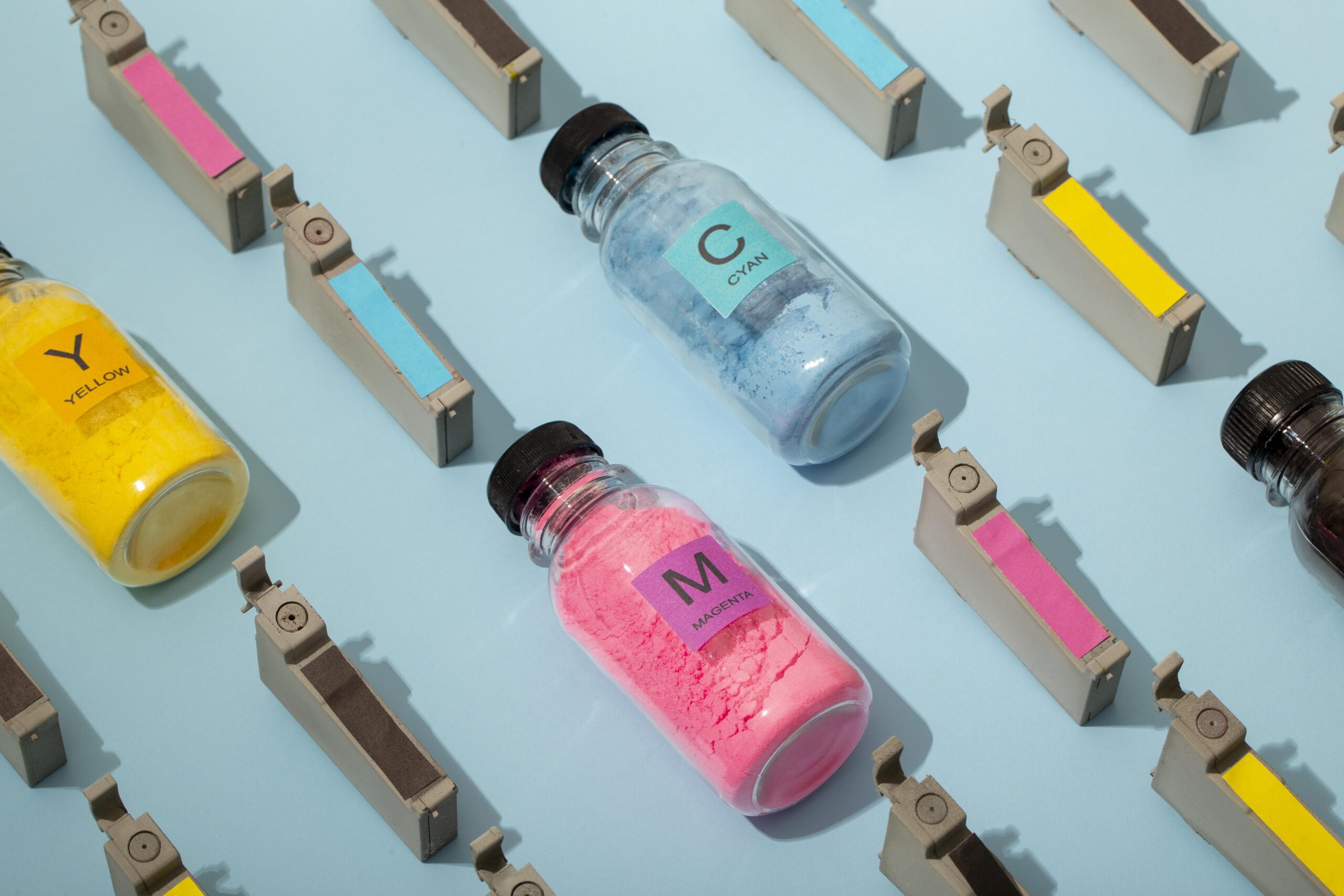 Παραγωγή χρωμάτων, βερνικιών και παρόμοιων επιχρισμάτων, μελανιών τυπογραφίας και μαστιχών. Επιδότηση έως 65% για Επιχειρήσεις